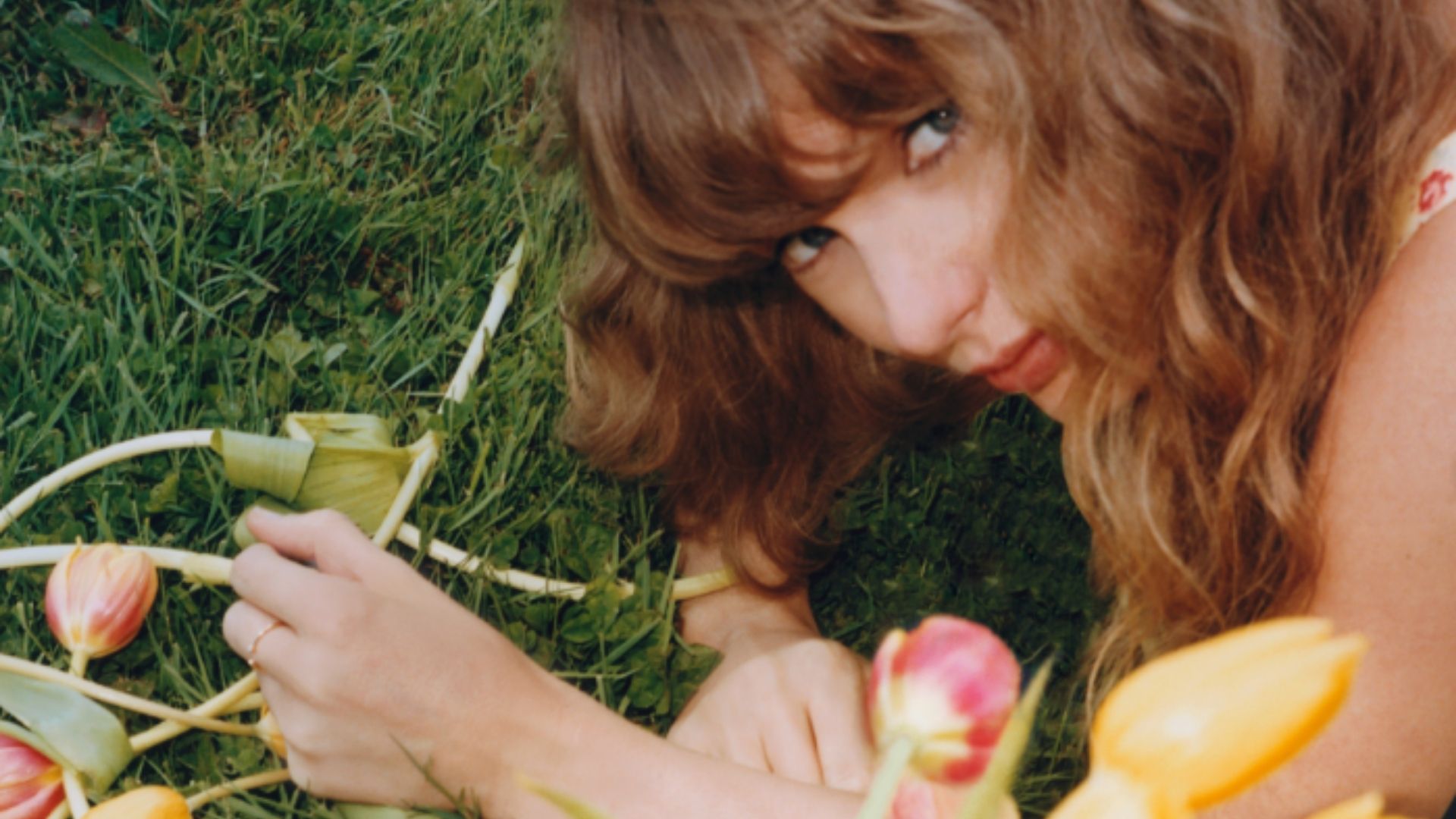 Taylor Swift Officially Crowned Richest Female Musician Ever With Updated $2 Billion Fortune