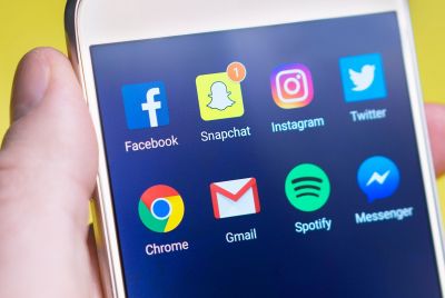Canada bans social media