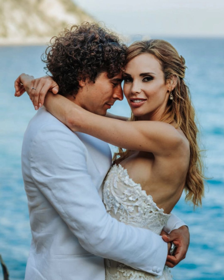 Guillermo Ochoa and Karla Mora