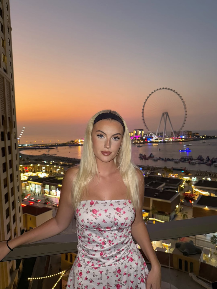 Elsa Thora 10