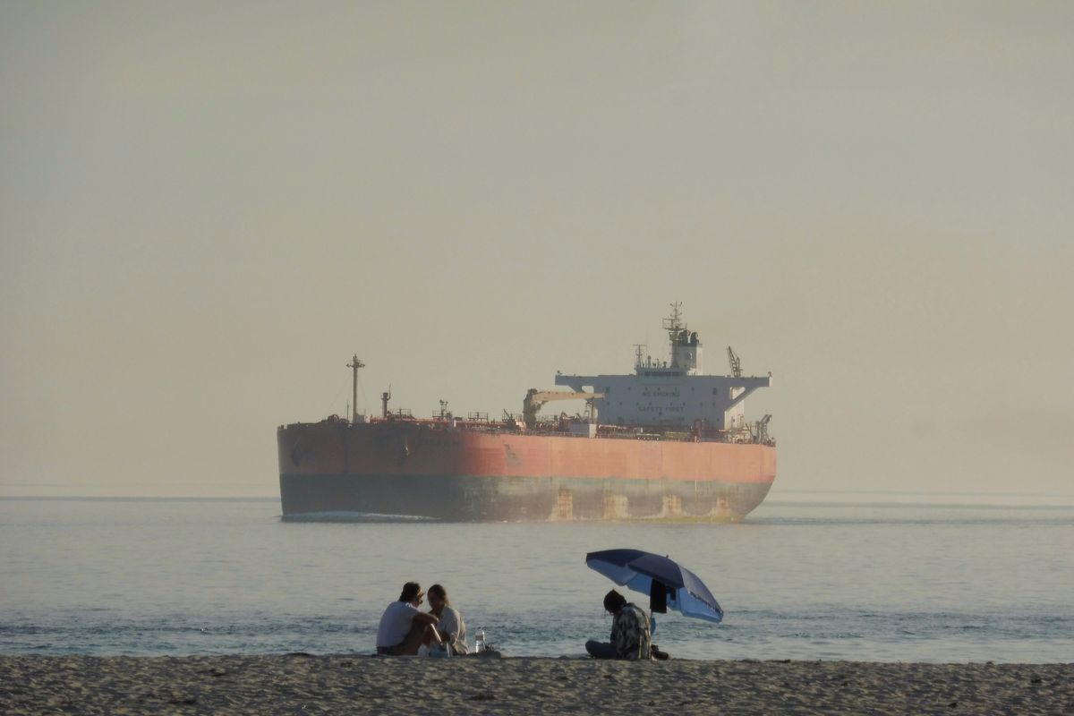 Why Was a Russian Oil Tanker Sailing Under Cameroon's Flag? UK Investigates Vessel Seized in English Channel
