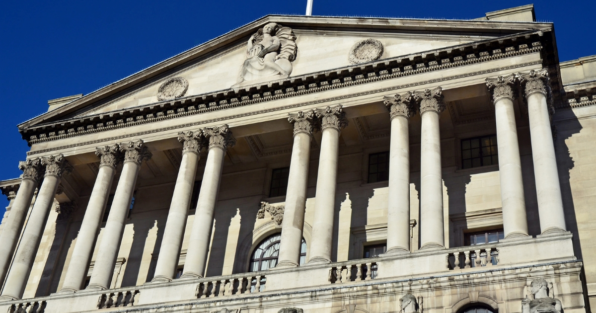 Property Market Turning? UK House Prices Slip as Mortgage Pressure Builds, Bank of England Holds Rates High