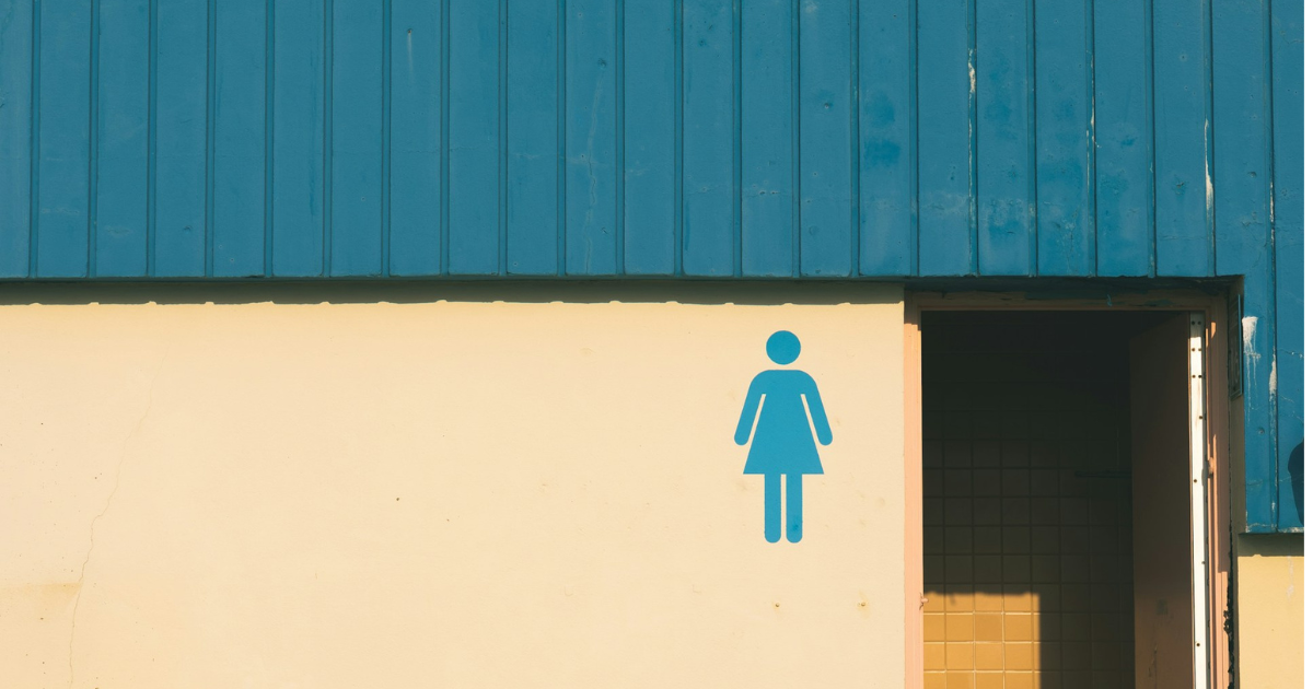 Was He Wrong? Dad Taking Daughters Into Women's Restroom Sparks Heated QuikTrip Confrontation