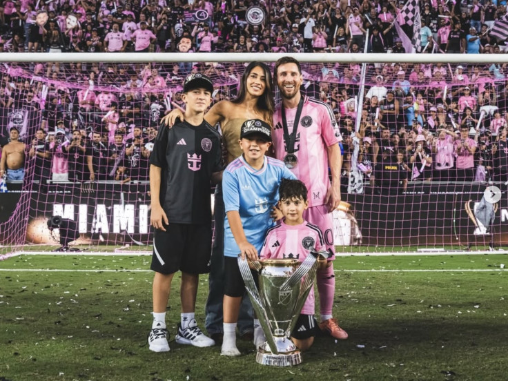 Lionel Messi, Antonela Roccuzzo, and their children
