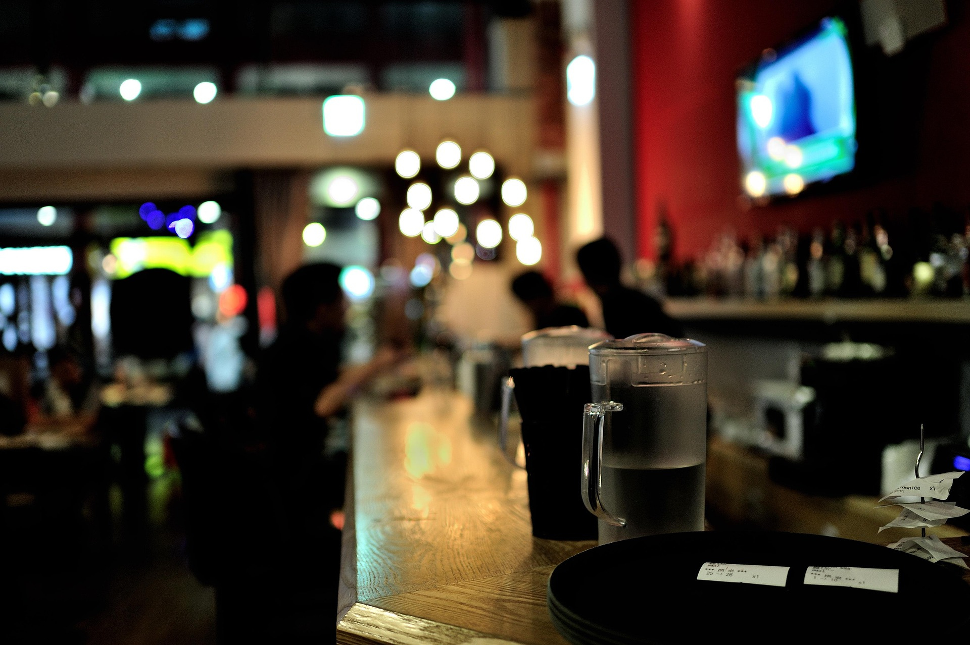 ‘Pay Your Workers Better!’: Backlash Erupts As Foreign World Cup Fans Reject Mandatory Tips At US Bars And Restaurants   www.ibtimes.co.uk