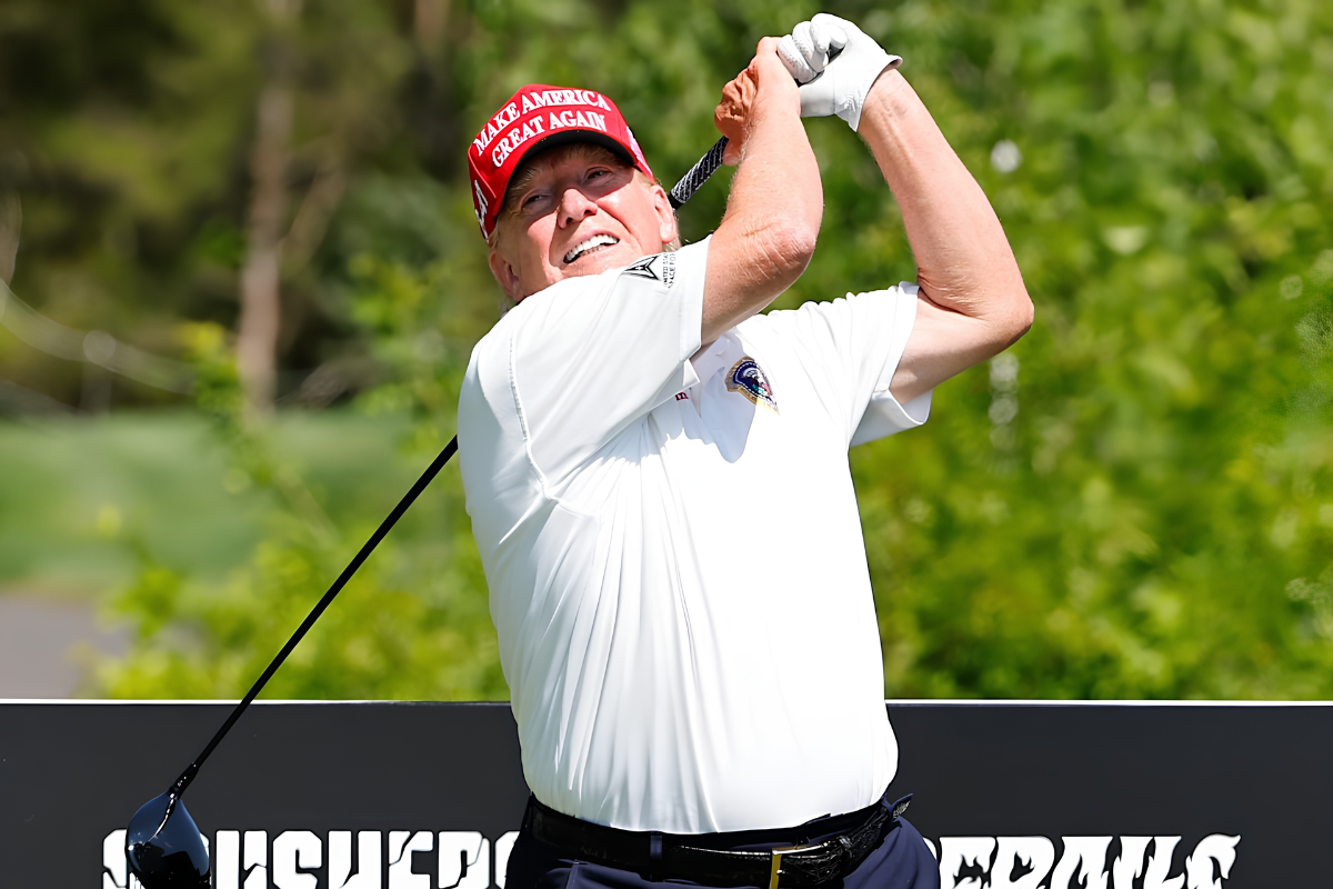 Trump's DC Golf Course Push Raises Toxic Debris Alarm as Public Access for US Golfers Hangs In the Air