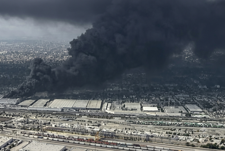 Massive Smoke Plume Rises Over Boyle Heights After Lineage Warehouse