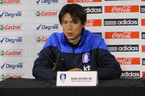 Hong Myung-bo Resigns as South Korea Coach