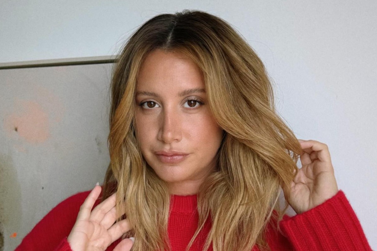 Ashley Tisdale Turns ‘Toxic Mom Group’ Drama Into Netflix Comedy: ‘We All Can Be a Little Toxic’   www.ibtimes.co.uk