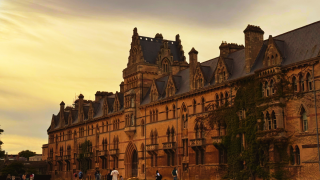 UK Heatwave Schools