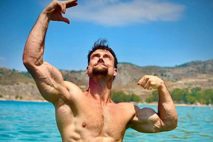 Connor Murphy Fitness YouTube Creator Viral Fake Shirt Trick
