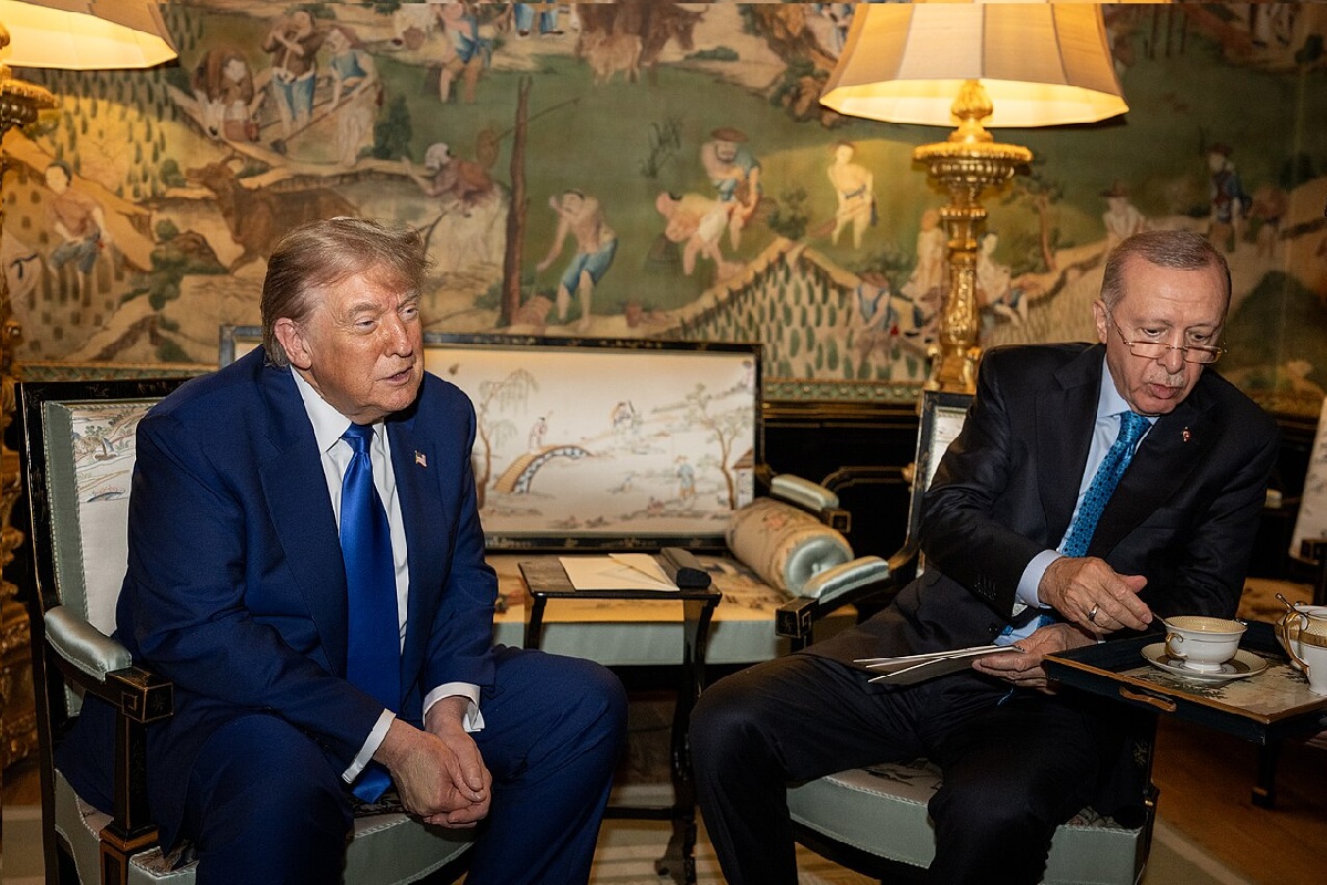 'Looks Like a Corpse': Trump's 'Hand That Never Heals' Sparks Health Speculation...