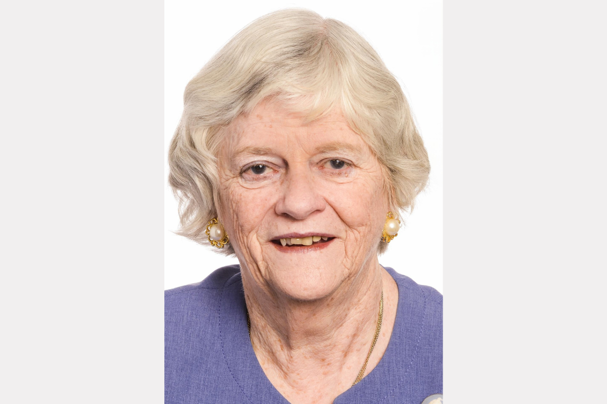 Ann Widdecombe official portrait - 9th Parliamentary term