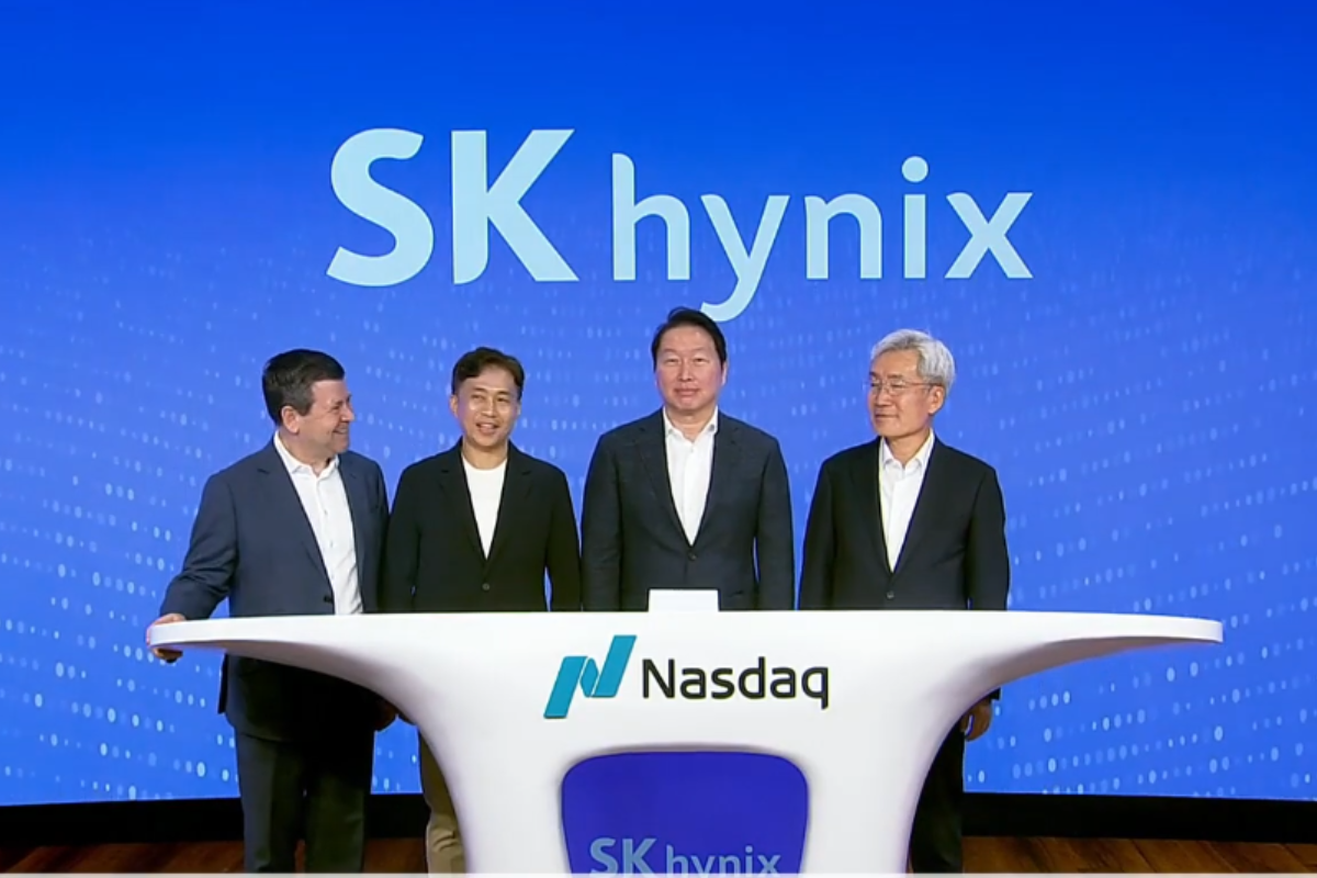 SK Hynix's Record Drop Jolts AI Chip Rally After Nasdaq Debut