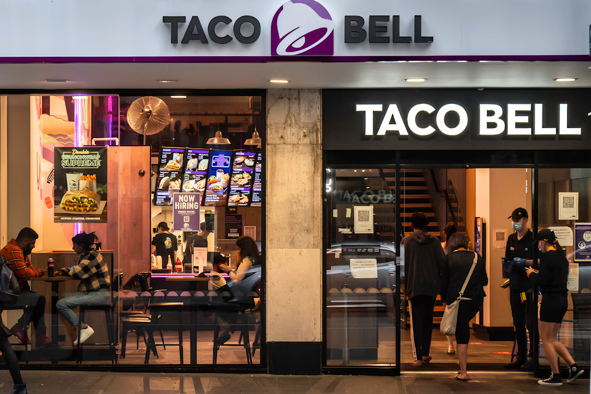 Taco Bell Under Investigation in Explosive Diarrhoea Outbreak as Officials Eye Lettuce in 34 States   www.ibtimes.co.uk