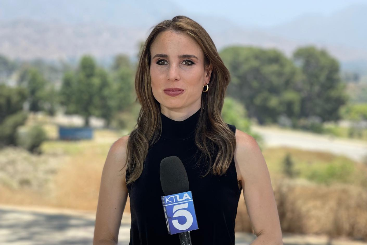 10 Photos of Rachel Menitoff: KTLA Reporter Stays Calm as Cockroach Crawls Across Her Chest Live On Air