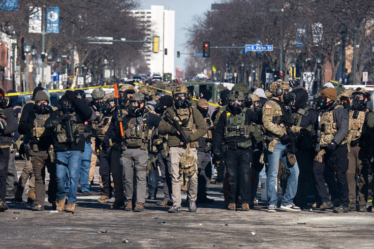 ICE and Border Patrol agents on Nicollet Avenue