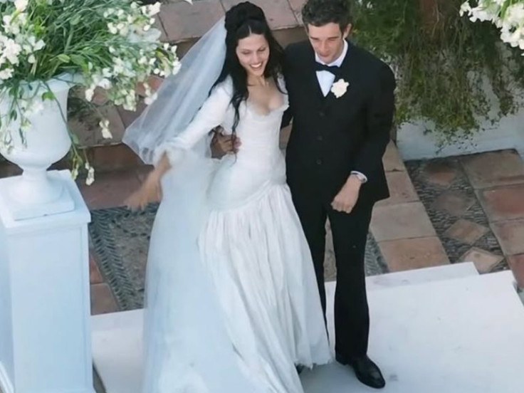 Newlyweds Matty Healy and Gabbriette