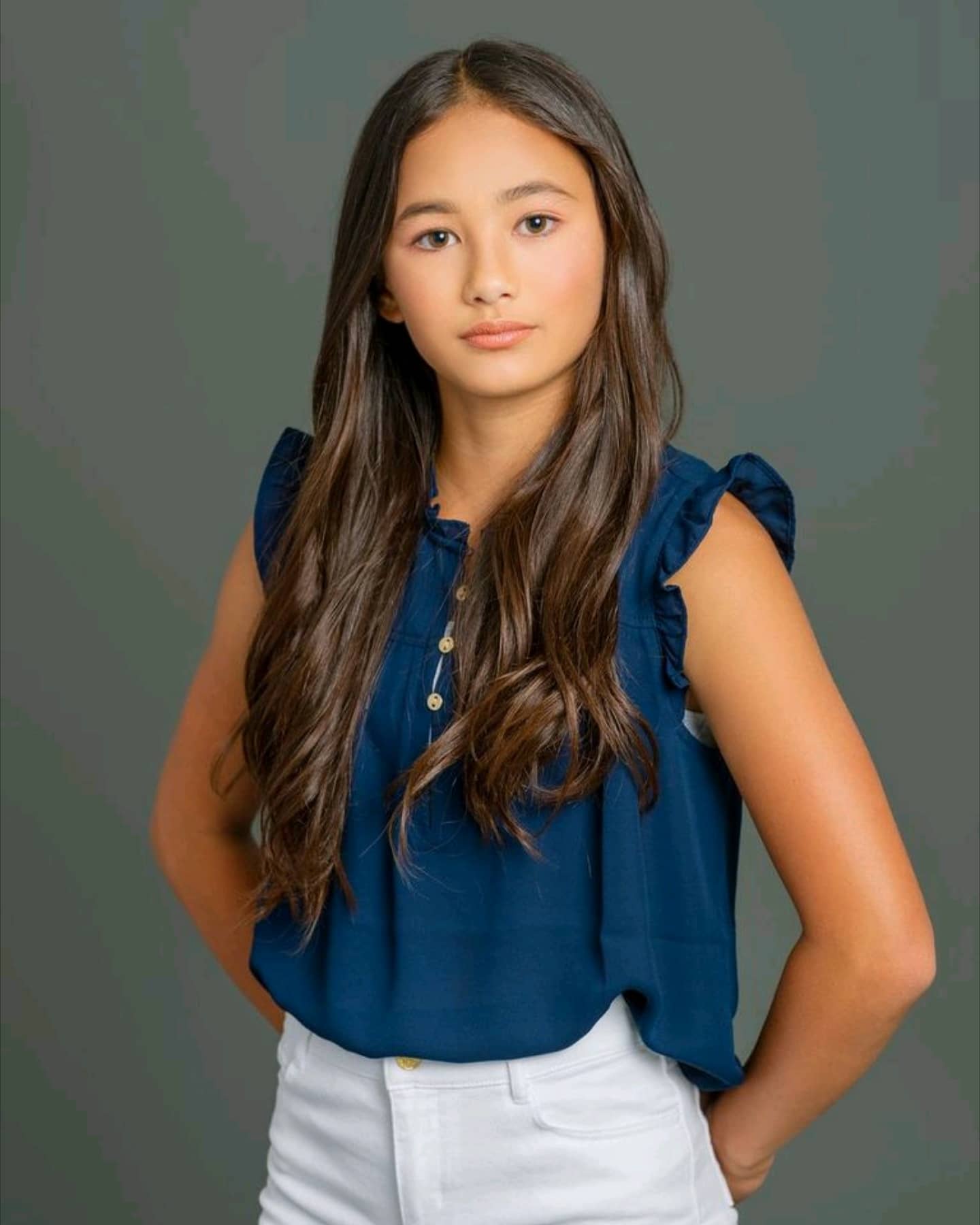 10 Photos of Kaylee Hottle: 'Godzilla vs. Kong' Actress Killed in Tragic Car Crash at 18