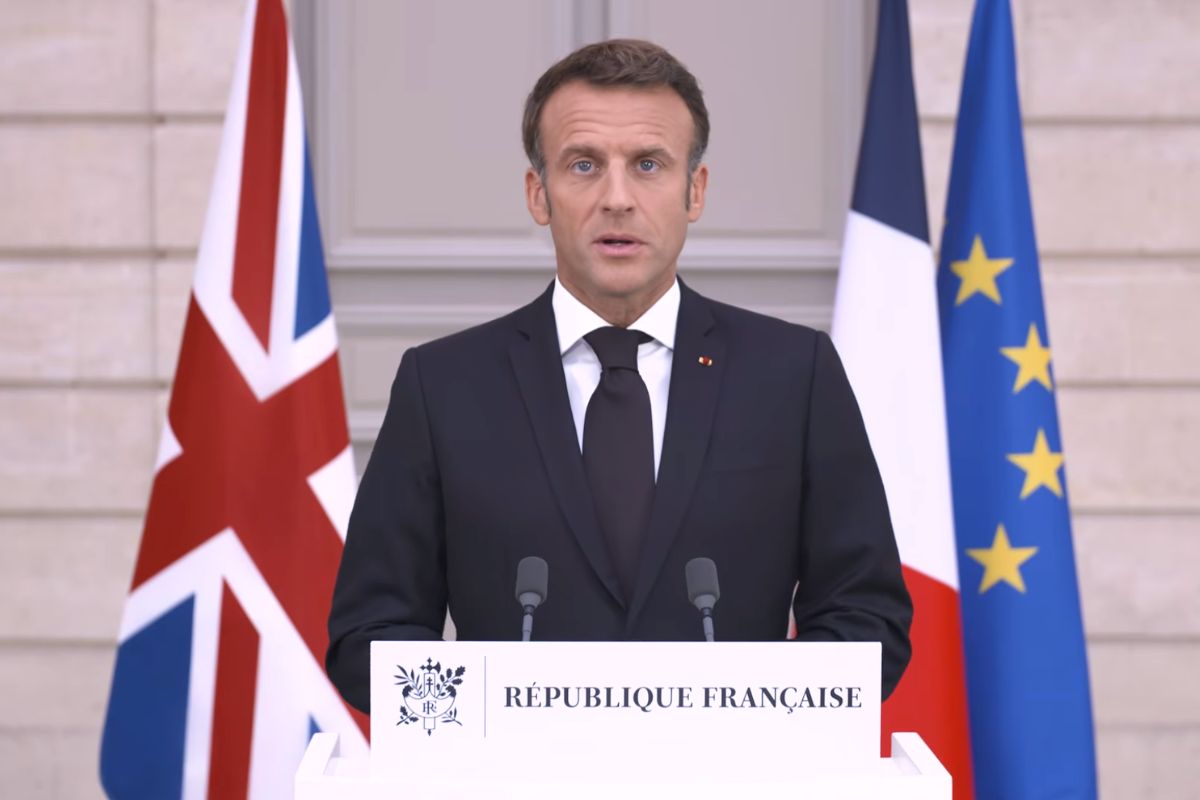 France's National Assembly Backs Social Media Ban for Under-15s, Warns Platforms: Verify Ages or Lose Users