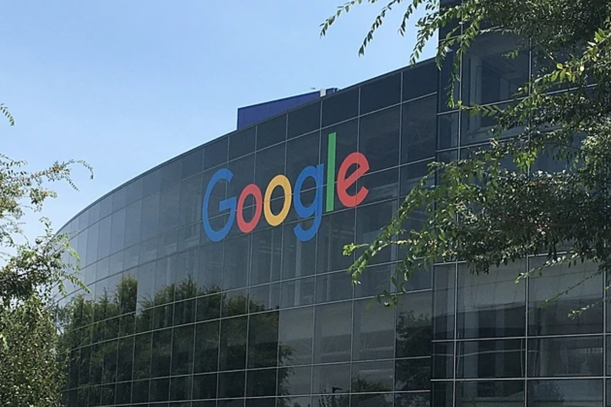 Alphabet Stocks Plunge: Google Posts Negative Cash Flow for First Time in Public Firm History