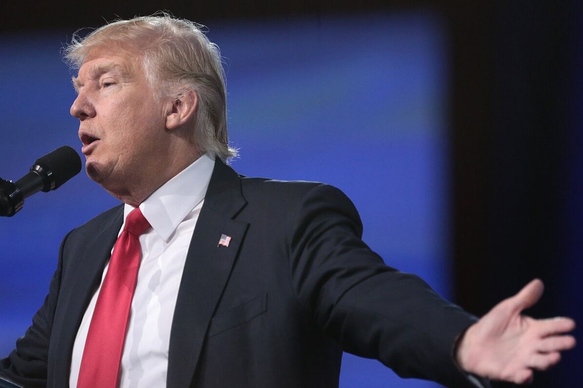 ‘No Muslims in Office Period!’: MAGA Erupts as Trump Endorses Born-Again Christian Candidate   www.ibtimes.co.uk