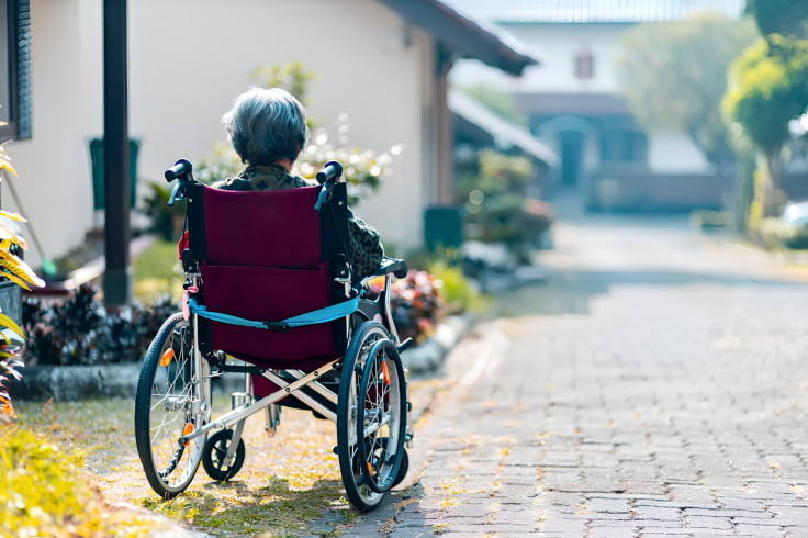 Old person dementia retirement old