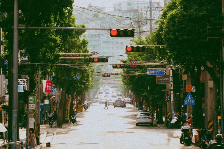 South-Korea-Streets-Under-Sunlight