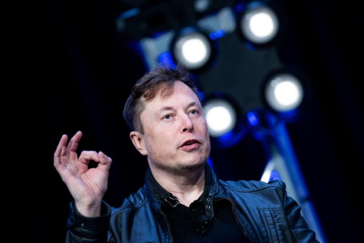 Elon Musk calls New York Mayor Zohran Mamdani a 'thief and liar' over city-owned grocery plan