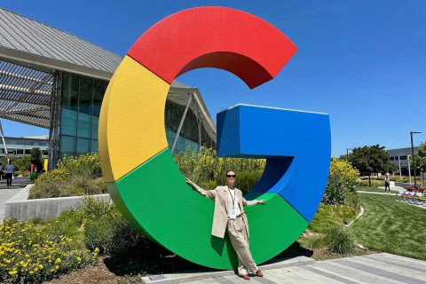 Silicon Valley Girl Highlights The New AI Search Battle At