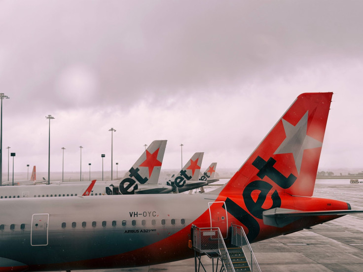 Jetstar, overhead bin charge