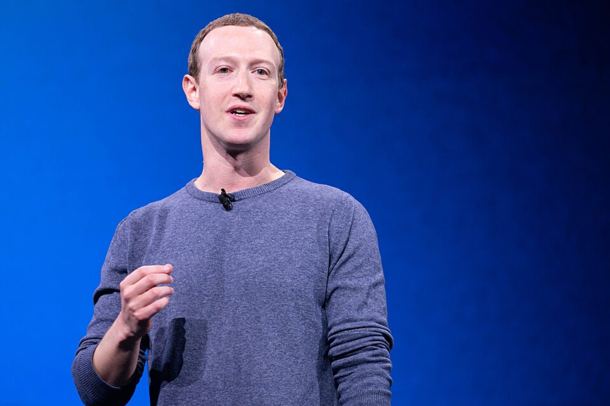 Zuckerberg’s $300m Superyacht Faces Questions Over Stranded Boat