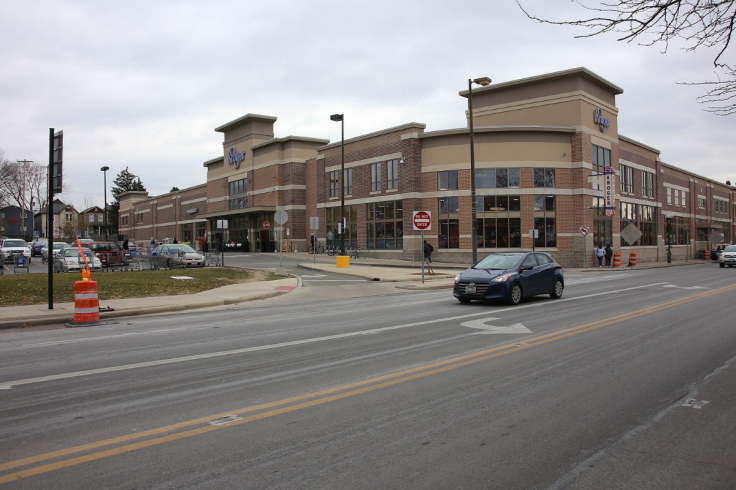 Kroger Supermarket Exterior in Columbus, Ohio