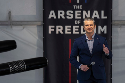 Pete Hegseth’s Gross Viral Hair Moment