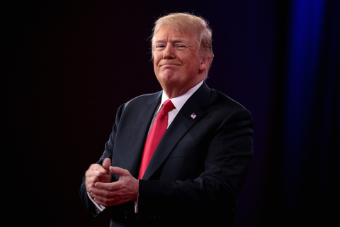Trump DOJ Moves to Shield Outside Advisers