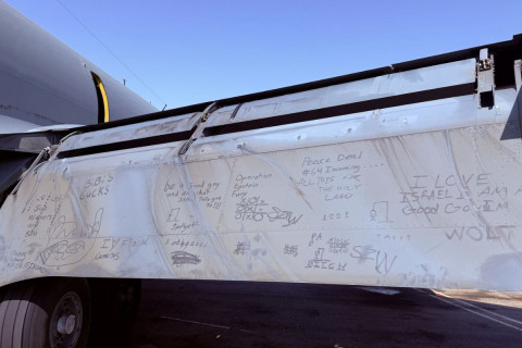 US Servicemen In Persian Gulf Allegedly Scrawl Provocative Graffiti