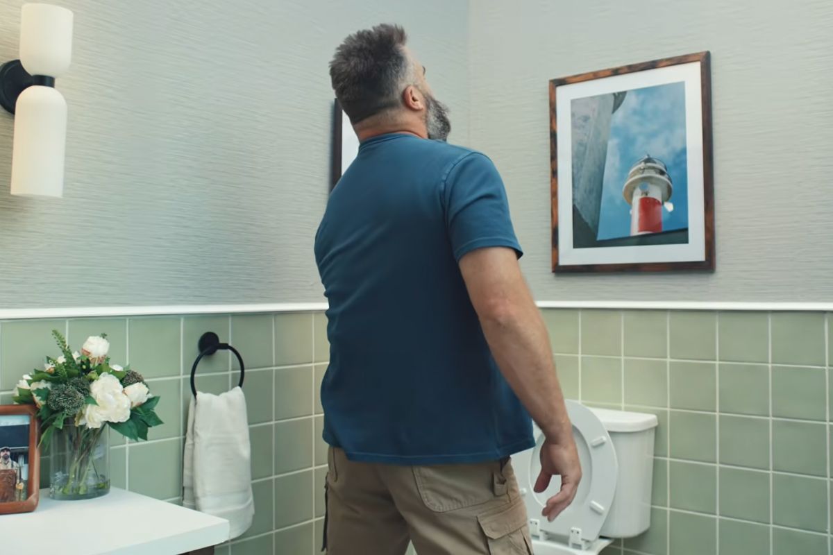 Jason Kelce Wants Fans to 'Pee on Computers' to Protest AI Water Use: 'We Want Your Pee'