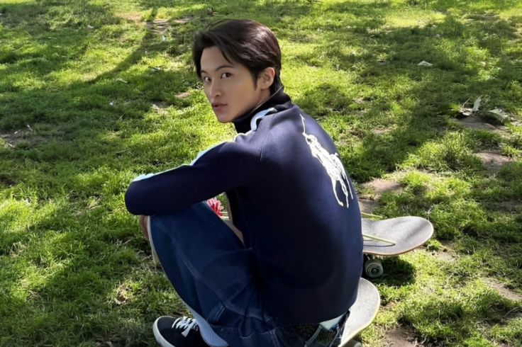Mark Lee Apology Video