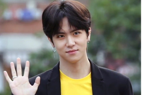 Portrait of South Korean pop star Kim Dong Han