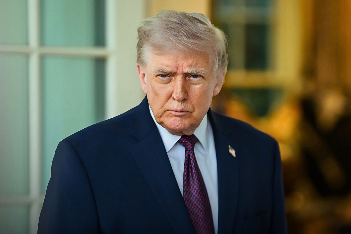 Trump Health Clips Spark Dementia Claims From Psychologist as White House Doctor Insists He's Fine