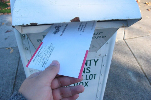 USPS Whistleblower Warns Mail Ballot System Risks