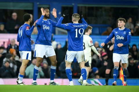 Beto celebrates after scoring