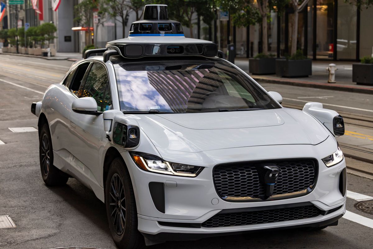 Uber Cuts 3,300 Jobs as Londoners Start Riding Its AI Taxis for No Extra Cost