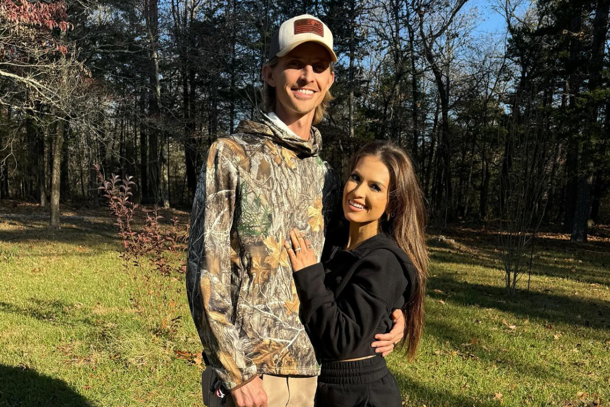'I Died': Country Singer Gabrielle Mooney Claims She Flatlined and Reached 'Jesus' Hand' in Hospital