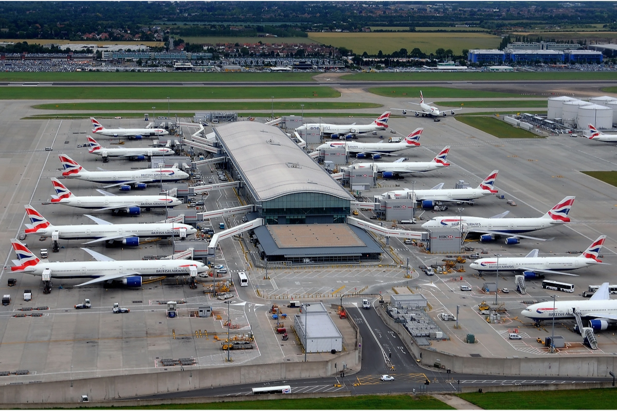 UK Flight Cancelled? You Could Still Get Food and a Hotel Even if You're Owed No Compensation
