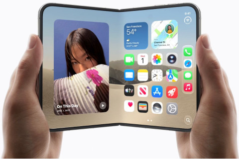 Apple unveils iPhone Duo
