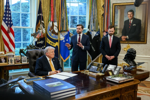 Donald Trump and JD Vance in Oval Office