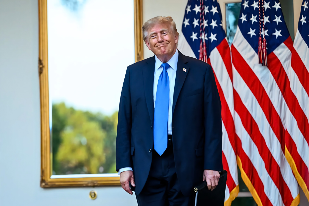 Trump Promises $5,000 Midterm Cheque Payout but High Deficit Odds Mean You Likely Won't Get It at All
