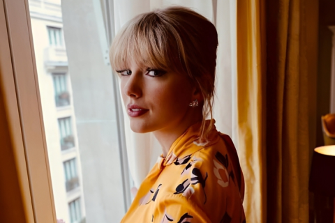 Taylor Swift Returns to the CMA Awards in 2026