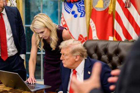 Natalie Harp, Donald Trump, White House, Aaron Rupar